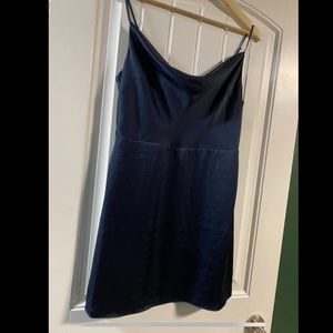 Aritzia Sunday Best Spencer Dress Size Large Ink Navy